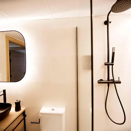 アパート Turisticos La Bodegueta ウティエル